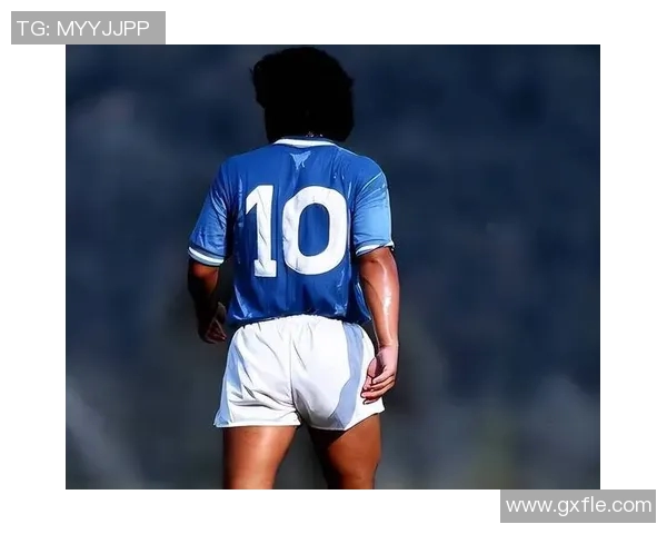 全球足球史上最伟大的十号球星盘点与荣誉历程揭秘